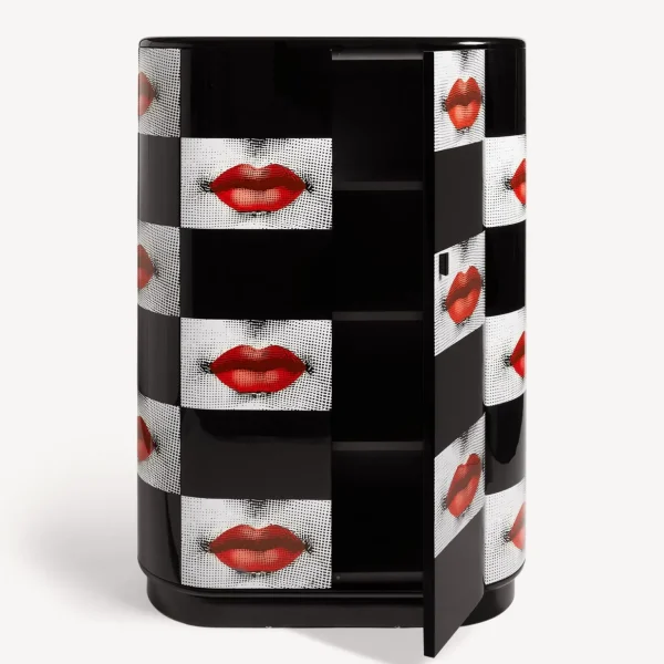 Fornasetti Bacio Del Mobile Curvo^ Armadi Curvi